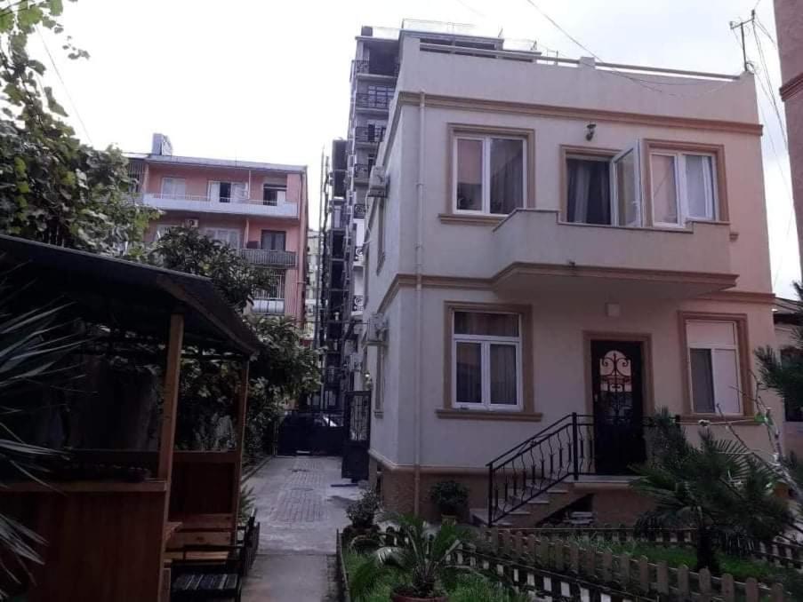 Guest House Kldiashvili باتومي المظهر الخارجي الصورة