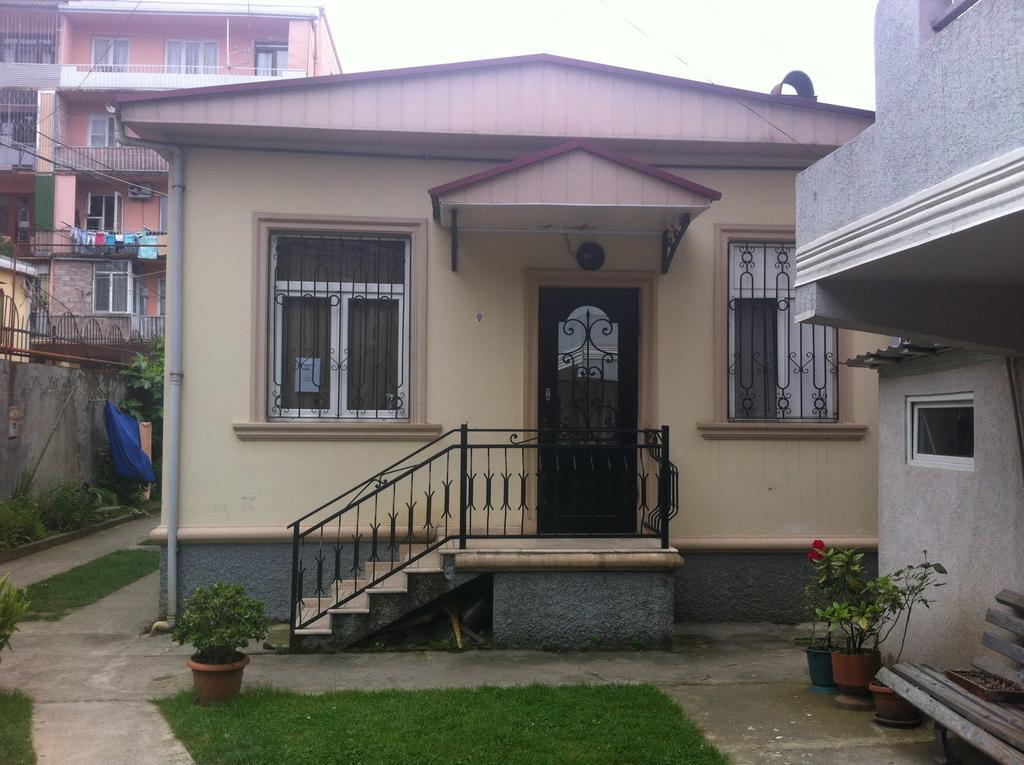 Guest House Kldiashvili باتومي الغرفة الصورة
